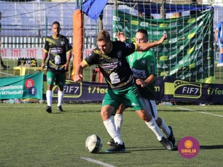 
<a style='margin-left: 5px;' class='btn btn-xs btn-social btn-facebook' href='https://www.facebook.com/sharer/sharer.php?u=https://www.boladovale.com.br/imgs/800-800-90/conteudo/fotos/1454/img1330.jpg' rel='popup' data-width='500' data-height='400'><i class='fa fa-facebook'></i>Compartilhar <span class='hidden-xs'>no Facebook</span>
</a> 
<a class='btn btn-default btn-xs' target='_blank' href='imgs/800-800-90/conteudo/fotos/1454/img1330.jpg'>
<span class='glyphicon glyphicon-cloud-download'></span> Salvar
</a> 
<span></span>