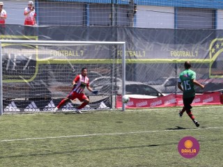 
<a style='margin-left: 5px;' class='btn btn-xs btn-social btn-facebook' href='https://www.facebook.com/sharer/sharer.php?u=https://www.boladovale.com.br/imgs/800-800-90/conteudo/fotos/1455/img1436.jpg' rel='popup' data-width='500' data-height='400'><i class='fa fa-facebook'></i>Compartilhar <span class='hidden-xs'>no Facebook</span>
</a> 
<a class='btn btn-default btn-xs' target='_blank' href='imgs/800-800-90/conteudo/fotos/1455/img1436.jpg'>
<span class='glyphicon glyphicon-cloud-download'></span> Salvar
</a> 
<span></span>