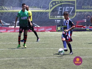 
<a style='margin-left: 5px;' class='btn btn-xs btn-social btn-facebook' href='https://www.facebook.com/sharer/sharer.php?u=https://www.boladovale.com.br/imgs/800-800-90/conteudo/fotos/1455/img1485.jpg' rel='popup' data-width='500' data-height='400'><i class='fa fa-facebook'></i>Compartilhar <span class='hidden-xs'>no Facebook</span>
</a> 
<a class='btn btn-default btn-xs' target='_blank' href='imgs/800-800-90/conteudo/fotos/1455/img1485.jpg'>
<span class='glyphicon glyphicon-cloud-download'></span> Salvar
</a> 
<span></span>