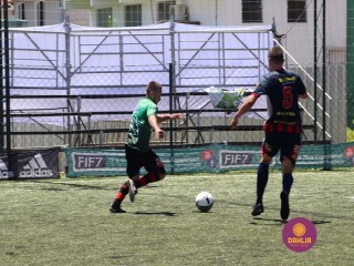 
<a style='margin-left: 5px;' class='btn btn-xs btn-social btn-facebook' href='https://www.facebook.com/sharer/sharer.php?u=https://www.boladovale.com.br/imgs/800-800-90/conteudo/fotos/1455/img1514.jpg' rel='popup' data-width='500' data-height='400'><i class='fa fa-facebook'></i>Compartilhar <span class='hidden-xs'>no Facebook</span>
</a> 
<a class='btn btn-default btn-xs' target='_blank' href='imgs/800-800-90/conteudo/fotos/1455/img1514.jpg'>
<span class='glyphicon glyphicon-cloud-download'></span> Salvar
</a> 
<span></span>