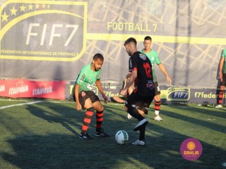 
<a style='margin-left: 5px;' class='btn btn-xs btn-social btn-facebook' href='https://www.facebook.com/sharer/sharer.php?u=https://www.boladovale.com.br/imgs/800-800-90/conteudo/fotos/1456/img1537.jpg' rel='popup' data-width='500' data-height='400'><i class='fa fa-facebook'></i>Compartilhar <span class='hidden-xs'>no Facebook</span>
</a> 
<a class='btn btn-default btn-xs' target='_blank' href='imgs/800-800-90/conteudo/fotos/1456/img1537.jpg'>
<span class='glyphicon glyphicon-cloud-download'></span> Salvar
</a> 
<span></span>