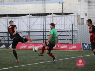 
<a style='margin-left: 5px;' class='btn btn-xs btn-social btn-facebook' href='https://www.facebook.com/sharer/sharer.php?u=https://www.boladovale.com.br/imgs/800-800-90/conteudo/fotos/1456/img1592.jpg' rel='popup' data-width='500' data-height='400'><i class='fa fa-facebook'></i>Compartilhar <span class='hidden-xs'>no Facebook</span>
</a> 
<a class='btn btn-default btn-xs' target='_blank' href='imgs/800-800-90/conteudo/fotos/1456/img1592.jpg'>
<span class='glyphicon glyphicon-cloud-download'></span> Salvar
</a> 
<span></span>