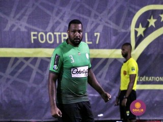 
<a style='margin-left: 5px;' class='btn btn-xs btn-social btn-facebook' href='https://www.facebook.com/sharer/sharer.php?u=https://www.boladovale.com.br/imgs/800-800-90/conteudo/fotos/1456/img1676.jpg' rel='popup' data-width='500' data-height='400'><i class='fa fa-facebook'></i>Compartilhar <span class='hidden-xs'>no Facebook</span>
</a> 
<a class='btn btn-default btn-xs' target='_blank' href='imgs/800-800-90/conteudo/fotos/1456/img1676.jpg'>
<span class='glyphicon glyphicon-cloud-download'></span> Salvar
</a> 
<span></span>