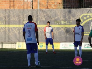 
<a style='margin-left: 5px;' class='btn btn-xs btn-social btn-facebook' href='https://www.facebook.com/sharer/sharer.php?u=https://www.boladovale.com.br/imgs/800-800-90/conteudo/fotos/1458/img4491.jpg' rel='popup' data-width='500' data-height='400'><i class='fa fa-facebook'></i>Compartilhar <span class='hidden-xs'>no Facebook</span>
</a> 
<a class='btn btn-default btn-xs' target='_blank' href='imgs/800-800-90/conteudo/fotos/1458/img4491.jpg'>
<span class='glyphicon glyphicon-cloud-download'></span> Salvar
</a> 
<span></span>