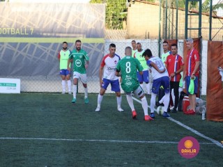 
<a style='margin-left: 5px;' class='btn btn-xs btn-social btn-facebook' href='https://www.facebook.com/sharer/sharer.php?u=https://www.boladovale.com.br/imgs/800-800-90/conteudo/fotos/1458/img4535.jpg' rel='popup' data-width='500' data-height='400'><i class='fa fa-facebook'></i>Compartilhar <span class='hidden-xs'>no Facebook</span>
</a> 
<a class='btn btn-default btn-xs' target='_blank' href='imgs/800-800-90/conteudo/fotos/1458/img4535.jpg'>
<span class='glyphicon glyphicon-cloud-download'></span> Salvar
</a> 
<span></span>