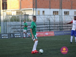 
<a style='margin-left: 5px;' class='btn btn-xs btn-social btn-facebook' href='https://www.facebook.com/sharer/sharer.php?u=https://www.boladovale.com.br/imgs/800-800-90/conteudo/fotos/1458/img4538.jpg' rel='popup' data-width='500' data-height='400'><i class='fa fa-facebook'></i>Compartilhar <span class='hidden-xs'>no Facebook</span>
</a> 
<a class='btn btn-default btn-xs' target='_blank' href='imgs/800-800-90/conteudo/fotos/1458/img4538.jpg'>
<span class='glyphicon glyphicon-cloud-download'></span> Salvar
</a> 
<span></span>