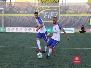 
<a style='margin-left: 5px;' class='btn btn-xs btn-social btn-facebook' href='https://www.facebook.com/sharer/sharer.php?u=https://www.boladovale.com.br/imgs/800-800-90/conteudo/fotos/1458/img4553.jpg' rel='popup' data-width='500' data-height='400'><i class='fa fa-facebook'></i>Compartilhar <span class='hidden-xs'>no Facebook</span>
</a> 
<a class='btn btn-default btn-xs' target='_blank' href='imgs/800-800-90/conteudo/fotos/1458/img4553.jpg'>
<span class='glyphicon glyphicon-cloud-download'></span> Salvar
</a> 
<span></span>
