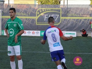 
<a style='margin-left: 5px;' class='btn btn-xs btn-social btn-facebook' href='https://www.facebook.com/sharer/sharer.php?u=https://www.boladovale.com.br/imgs/800-800-90/conteudo/fotos/1458/img4554.jpg' rel='popup' data-width='500' data-height='400'><i class='fa fa-facebook'></i>Compartilhar <span class='hidden-xs'>no Facebook</span>
</a> 
<a class='btn btn-default btn-xs' target='_blank' href='imgs/800-800-90/conteudo/fotos/1458/img4554.jpg'>
<span class='glyphicon glyphicon-cloud-download'></span> Salvar
</a> 
<span></span>