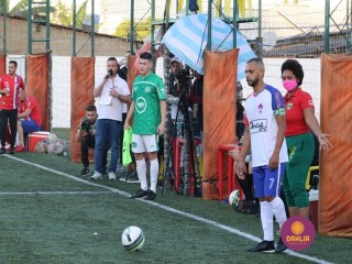 
<a style='margin-left: 5px;' class='btn btn-xs btn-social btn-facebook' href='https://www.facebook.com/sharer/sharer.php?u=https://www.boladovale.com.br/imgs/800-800-90/conteudo/fotos/1458/img4564.jpg' rel='popup' data-width='500' data-height='400'><i class='fa fa-facebook'></i>Compartilhar <span class='hidden-xs'>no Facebook</span>
</a> 
<a class='btn btn-default btn-xs' target='_blank' href='imgs/800-800-90/conteudo/fotos/1458/img4564.jpg'>
<span class='glyphicon glyphicon-cloud-download'></span> Salvar
</a> 
<span></span>