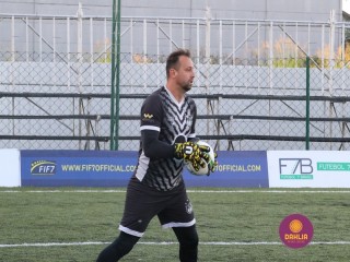 
<a style='margin-left: 5px;' class='btn btn-xs btn-social btn-facebook' href='https://www.facebook.com/sharer/sharer.php?u=https://www.boladovale.com.br/imgs/800-800-90/conteudo/fotos/1458/img4570.jpg' rel='popup' data-width='500' data-height='400'><i class='fa fa-facebook'></i>Compartilhar <span class='hidden-xs'>no Facebook</span>
</a> 
<a class='btn btn-default btn-xs' target='_blank' href='imgs/800-800-90/conteudo/fotos/1458/img4570.jpg'>
<span class='glyphicon glyphicon-cloud-download'></span> Salvar
</a> 
<span></span>