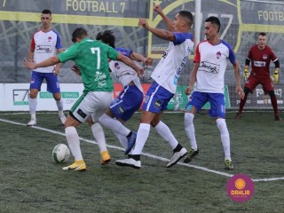 
<a style='margin-left: 5px;' class='btn btn-xs btn-social btn-facebook' href='https://www.facebook.com/sharer/sharer.php?u=https://www.boladovale.com.br/imgs/800-800-90/conteudo/fotos/1458/img4614.jpg' rel='popup' data-width='500' data-height='400'><i class='fa fa-facebook'></i>Compartilhar <span class='hidden-xs'>no Facebook</span>
</a> 
<a class='btn btn-default btn-xs' target='_blank' href='imgs/800-800-90/conteudo/fotos/1458/img4614.jpg'>
<span class='glyphicon glyphicon-cloud-download'></span> Salvar
</a> 
<span></span>