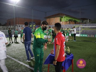 
<a style='margin-left: 5px;' class='btn btn-xs btn-social btn-facebook' href='https://www.facebook.com/sharer/sharer.php?u=https://www.boladovale.com.br/imgs/800-800-90/conteudo/fotos/1458/img4740.jpg' rel='popup' data-width='500' data-height='400'><i class='fa fa-facebook'></i>Compartilhar <span class='hidden-xs'>no Facebook</span>
</a> 
<a class='btn btn-default btn-xs' target='_blank' href='imgs/800-800-90/conteudo/fotos/1458/img4740.jpg'>
<span class='glyphicon glyphicon-cloud-download'></span> Salvar
</a> 
<span></span>