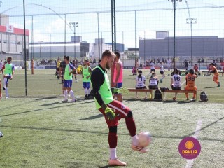 
<a style='margin-left: 5px;' class='btn btn-xs btn-social btn-facebook' href='https://www.facebook.com/sharer/sharer.php?u=https://www.boladovale.com.br/imgs/800-800-90/conteudo/fotos/1459/img4804.jpg' rel='popup' data-width='500' data-height='400'><i class='fa fa-facebook'></i>Compartilhar <span class='hidden-xs'>no Facebook</span>
</a> 
<a class='btn btn-default btn-xs' target='_blank' href='imgs/800-800-90/conteudo/fotos/1459/img4804.jpg'>
<span class='glyphicon glyphicon-cloud-download'></span> Salvar
</a> 
<span></span>