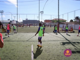 
<a style='margin-left: 5px;' class='btn btn-xs btn-social btn-facebook' href='https://www.facebook.com/sharer/sharer.php?u=https://www.boladovale.com.br/imgs/800-800-90/conteudo/fotos/1459/img4814.jpg' rel='popup' data-width='500' data-height='400'><i class='fa fa-facebook'></i>Compartilhar <span class='hidden-xs'>no Facebook</span>
</a> 
<a class='btn btn-default btn-xs' target='_blank' href='imgs/800-800-90/conteudo/fotos/1459/img4814.jpg'>
<span class='glyphicon glyphicon-cloud-download'></span> Salvar
</a> 
<span></span>