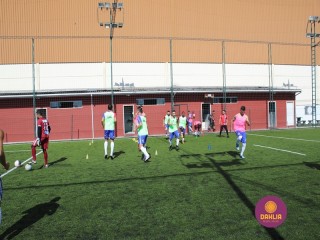 
<a style='margin-left: 5px;' class='btn btn-xs btn-social btn-facebook' href='https://www.facebook.com/sharer/sharer.php?u=https://www.boladovale.com.br/imgs/800-800-90/conteudo/fotos/1459/img4817.jpg' rel='popup' data-width='500' data-height='400'><i class='fa fa-facebook'></i>Compartilhar <span class='hidden-xs'>no Facebook</span>
</a> 
<a class='btn btn-default btn-xs' target='_blank' href='imgs/800-800-90/conteudo/fotos/1459/img4817.jpg'>
<span class='glyphicon glyphicon-cloud-download'></span> Salvar
</a> 
<span></span>