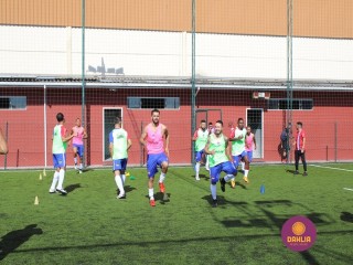 
<a style='margin-left: 5px;' class='btn btn-xs btn-social btn-facebook' href='https://www.facebook.com/sharer/sharer.php?u=https://www.boladovale.com.br/imgs/800-800-90/conteudo/fotos/1459/img4818.jpg' rel='popup' data-width='500' data-height='400'><i class='fa fa-facebook'></i>Compartilhar <span class='hidden-xs'>no Facebook</span>
</a> 
<a class='btn btn-default btn-xs' target='_blank' href='imgs/800-800-90/conteudo/fotos/1459/img4818.jpg'>
<span class='glyphicon glyphicon-cloud-download'></span> Salvar
</a> 
<span></span>