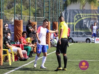 
<a style='margin-left: 5px;' class='btn btn-xs btn-social btn-facebook' href='https://www.facebook.com/sharer/sharer.php?u=https://www.boladovale.com.br/imgs/800-800-90/conteudo/fotos/1459/img4848.jpg' rel='popup' data-width='500' data-height='400'><i class='fa fa-facebook'></i>Compartilhar <span class='hidden-xs'>no Facebook</span>
</a> 
<a class='btn btn-default btn-xs' target='_blank' href='imgs/800-800-90/conteudo/fotos/1459/img4848.jpg'>
<span class='glyphicon glyphicon-cloud-download'></span> Salvar
</a> 
<span></span>