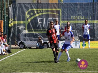 
<a style='margin-left: 5px;' class='btn btn-xs btn-social btn-facebook' href='https://www.facebook.com/sharer/sharer.php?u=https://www.boladovale.com.br/imgs/800-800-90/conteudo/fotos/1459/img4862.jpg' rel='popup' data-width='500' data-height='400'><i class='fa fa-facebook'></i>Compartilhar <span class='hidden-xs'>no Facebook</span>
</a> 
<a class='btn btn-default btn-xs' target='_blank' href='imgs/800-800-90/conteudo/fotos/1459/img4862.jpg'>
<span class='glyphicon glyphicon-cloud-download'></span> Salvar
</a> 
<span></span>
