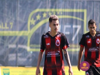 
<a style='margin-left: 5px;' class='btn btn-xs btn-social btn-facebook' href='https://www.facebook.com/sharer/sharer.php?u=https://www.boladovale.com.br/imgs/800-800-90/conteudo/fotos/1459/img4876.jpg' rel='popup' data-width='500' data-height='400'><i class='fa fa-facebook'></i>Compartilhar <span class='hidden-xs'>no Facebook</span>
</a> 
<a class='btn btn-default btn-xs' target='_blank' href='imgs/800-800-90/conteudo/fotos/1459/img4876.jpg'>
<span class='glyphicon glyphicon-cloud-download'></span> Salvar
</a> 
<span></span>