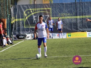 
<a style='margin-left: 5px;' class='btn btn-xs btn-social btn-facebook' href='https://www.facebook.com/sharer/sharer.php?u=https://www.boladovale.com.br/imgs/800-800-90/conteudo/fotos/1459/img4879.jpg' rel='popup' data-width='500' data-height='400'><i class='fa fa-facebook'></i>Compartilhar <span class='hidden-xs'>no Facebook</span>
</a> 
<a class='btn btn-default btn-xs' target='_blank' href='imgs/800-800-90/conteudo/fotos/1459/img4879.jpg'>
<span class='glyphicon glyphicon-cloud-download'></span> Salvar
</a> 
<span></span>