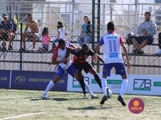 
<a style='margin-left: 5px;' class='btn btn-xs btn-social btn-facebook' href='https://www.facebook.com/sharer/sharer.php?u=https://www.boladovale.com.br/imgs/800-800-90/conteudo/fotos/1459/img4883.jpg' rel='popup' data-width='500' data-height='400'><i class='fa fa-facebook'></i>Compartilhar <span class='hidden-xs'>no Facebook</span>
</a> 
<a class='btn btn-default btn-xs' target='_blank' href='imgs/800-800-90/conteudo/fotos/1459/img4883.jpg'>
<span class='glyphicon glyphicon-cloud-download'></span> Salvar
</a> 
<span></span>