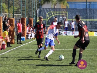 
<a style='margin-left: 5px;' class='btn btn-xs btn-social btn-facebook' href='https://www.facebook.com/sharer/sharer.php?u=https://www.boladovale.com.br/imgs/800-800-90/conteudo/fotos/1459/img4888.jpg' rel='popup' data-width='500' data-height='400'><i class='fa fa-facebook'></i>Compartilhar <span class='hidden-xs'>no Facebook</span>
</a> 
<a class='btn btn-default btn-xs' target='_blank' href='imgs/800-800-90/conteudo/fotos/1459/img4888.jpg'>
<span class='glyphicon glyphicon-cloud-download'></span> Salvar
</a> 
<span></span>