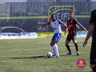 
<a style='margin-left: 5px;' class='btn btn-xs btn-social btn-facebook' href='https://www.facebook.com/sharer/sharer.php?u=https://www.boladovale.com.br/imgs/800-800-90/conteudo/fotos/1459/img4914.jpg' rel='popup' data-width='500' data-height='400'><i class='fa fa-facebook'></i>Compartilhar <span class='hidden-xs'>no Facebook</span>
</a> 
<a class='btn btn-default btn-xs' target='_blank' href='imgs/800-800-90/conteudo/fotos/1459/img4914.jpg'>
<span class='glyphicon glyphicon-cloud-download'></span> Salvar
</a> 
<span></span>