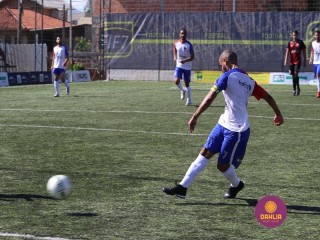 
<a style='margin-left: 5px;' class='btn btn-xs btn-social btn-facebook' href='https://www.facebook.com/sharer/sharer.php?u=https://www.boladovale.com.br/imgs/800-800-90/conteudo/fotos/1459/img4973.jpg' rel='popup' data-width='500' data-height='400'><i class='fa fa-facebook'></i>Compartilhar <span class='hidden-xs'>no Facebook</span>
</a> 
<a class='btn btn-default btn-xs' target='_blank' href='imgs/800-800-90/conteudo/fotos/1459/img4973.jpg'>
<span class='glyphicon glyphicon-cloud-download'></span> Salvar
</a> 
<span></span>