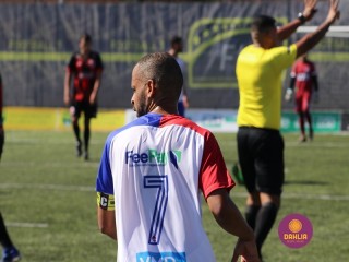 
<a style='margin-left: 5px;' class='btn btn-xs btn-social btn-facebook' href='https://www.facebook.com/sharer/sharer.php?u=https://www.boladovale.com.br/imgs/800-800-90/conteudo/fotos/1459/img4975.jpg' rel='popup' data-width='500' data-height='400'><i class='fa fa-facebook'></i>Compartilhar <span class='hidden-xs'>no Facebook</span>
</a> 
<a class='btn btn-default btn-xs' target='_blank' href='imgs/800-800-90/conteudo/fotos/1459/img4975.jpg'>
<span class='glyphicon glyphicon-cloud-download'></span> Salvar
</a> 
<span></span>