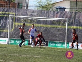 
<a style='margin-left: 5px;' class='btn btn-xs btn-social btn-facebook' href='https://www.facebook.com/sharer/sharer.php?u=https://www.boladovale.com.br/imgs/800-800-90/conteudo/fotos/1459/img5022.jpg' rel='popup' data-width='500' data-height='400'><i class='fa fa-facebook'></i>Compartilhar <span class='hidden-xs'>no Facebook</span>
</a> 
<a class='btn btn-default btn-xs' target='_blank' href='imgs/800-800-90/conteudo/fotos/1459/img5022.jpg'>
<span class='glyphicon glyphicon-cloud-download'></span> Salvar
</a> 
<span></span>