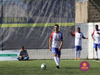 
<a style='margin-left: 5px;' class='btn btn-xs btn-social btn-facebook' href='https://www.facebook.com/sharer/sharer.php?u=https://www.boladovale.com.br/imgs/800-800-90/conteudo/fotos/1459/img5036.jpg' rel='popup' data-width='500' data-height='400'><i class='fa fa-facebook'></i>Compartilhar <span class='hidden-xs'>no Facebook</span>
</a> 
<a class='btn btn-default btn-xs' target='_blank' href='imgs/800-800-90/conteudo/fotos/1459/img5036.jpg'>
<span class='glyphicon glyphicon-cloud-download'></span> Salvar
</a> 
<span></span>
