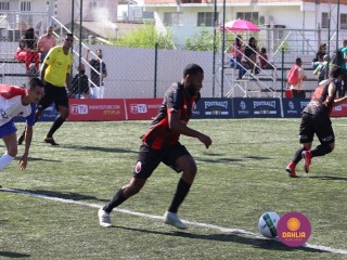 
<a style='margin-left: 5px;' class='btn btn-xs btn-social btn-facebook' href='https://www.facebook.com/sharer/sharer.php?u=https://www.boladovale.com.br/imgs/800-800-90/conteudo/fotos/1459/img5053.jpg' rel='popup' data-width='500' data-height='400'><i class='fa fa-facebook'></i>Compartilhar <span class='hidden-xs'>no Facebook</span>
</a> 
<a class='btn btn-default btn-xs' target='_blank' href='imgs/800-800-90/conteudo/fotos/1459/img5053.jpg'>
<span class='glyphicon glyphicon-cloud-download'></span> Salvar
</a> 
<span></span>