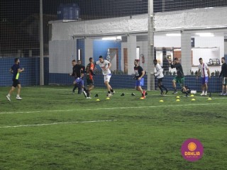 
<a style='margin-left: 5px;' class='btn btn-xs btn-social btn-facebook' href='https://www.facebook.com/sharer/sharer.php?u=https://www.boladovale.com.br/imgs/800-800-90/conteudo/fotos/1460/img5085.jpg' rel='popup' data-width='500' data-height='400'><i class='fa fa-facebook'></i>Compartilhar <span class='hidden-xs'>no Facebook</span>
</a> 
<a class='btn btn-default btn-xs' target='_blank' href='imgs/800-800-90/conteudo/fotos/1460/img5085.jpg'>
<span class='glyphicon glyphicon-cloud-download'></span> Salvar
</a> 
<span></span>