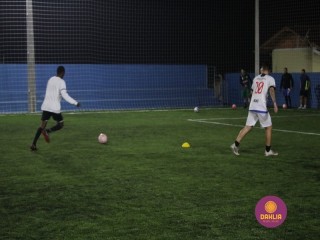 
<a style='margin-left: 5px;' class='btn btn-xs btn-social btn-facebook' href='https://www.facebook.com/sharer/sharer.php?u=https://www.boladovale.com.br/imgs/800-800-90/conteudo/fotos/1460/img5110.jpg' rel='popup' data-width='500' data-height='400'><i class='fa fa-facebook'></i>Compartilhar <span class='hidden-xs'>no Facebook</span>
</a> 
<a class='btn btn-default btn-xs' target='_blank' href='imgs/800-800-90/conteudo/fotos/1460/img5110.jpg'>
<span class='glyphicon glyphicon-cloud-download'></span> Salvar
</a> 
<span></span>