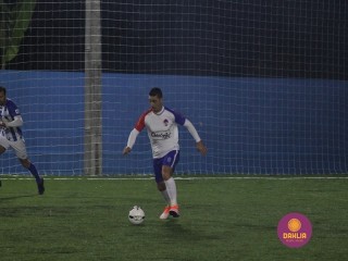 
<a style='margin-left: 5px;' class='btn btn-xs btn-social btn-facebook' href='https://www.facebook.com/sharer/sharer.php?u=https://www.boladovale.com.br/imgs/800-800-90/conteudo/fotos/1461/img5551.jpg' rel='popup' data-width='500' data-height='400'><i class='fa fa-facebook'></i>Compartilhar <span class='hidden-xs'>no Facebook</span>
</a> 
<a class='btn btn-default btn-xs' target='_blank' href='imgs/800-800-90/conteudo/fotos/1461/img5551.jpg'>
<span class='glyphicon glyphicon-cloud-download'></span> Salvar
</a> 
<span></span>