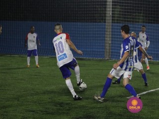 
<a style='margin-left: 5px;' class='btn btn-xs btn-social btn-facebook' href='https://www.facebook.com/sharer/sharer.php?u=https://www.boladovale.com.br/imgs/800-800-90/conteudo/fotos/1461/img5571.jpg' rel='popup' data-width='500' data-height='400'><i class='fa fa-facebook'></i>Compartilhar <span class='hidden-xs'>no Facebook</span>
</a> 
<a class='btn btn-default btn-xs' target='_blank' href='imgs/800-800-90/conteudo/fotos/1461/img5571.jpg'>
<span class='glyphicon glyphicon-cloud-download'></span> Salvar
</a> 
<span></span>