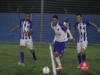 
<a style='margin-left: 5px;' class='btn btn-xs btn-social btn-facebook' href='https://www.facebook.com/sharer/sharer.php?u=https://www.boladovale.com.br/imgs/800-800-90/conteudo/fotos/1461/img5583.jpg' rel='popup' data-width='500' data-height='400'><i class='fa fa-facebook'></i>Compartilhar <span class='hidden-xs'>no Facebook</span>
</a> 
<a class='btn btn-default btn-xs' target='_blank' href='imgs/800-800-90/conteudo/fotos/1461/img5583.jpg'>
<span class='glyphicon glyphicon-cloud-download'></span> Salvar
</a> 
<span></span>
