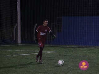 
<a style='margin-left: 5px;' class='btn btn-xs btn-social btn-facebook' href='https://www.facebook.com/sharer/sharer.php?u=https://www.boladovale.com.br/imgs/800-800-90/conteudo/fotos/1461/img5619.jpg' rel='popup' data-width='500' data-height='400'><i class='fa fa-facebook'></i>Compartilhar <span class='hidden-xs'>no Facebook</span>
</a> 
<a class='btn btn-default btn-xs' target='_blank' href='imgs/800-800-90/conteudo/fotos/1461/img5619.jpg'>
<span class='glyphicon glyphicon-cloud-download'></span> Salvar
</a> 
<span></span>