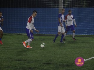 
<a style='margin-left: 5px;' class='btn btn-xs btn-social btn-facebook' href='https://www.facebook.com/sharer/sharer.php?u=https://www.boladovale.com.br/imgs/800-800-90/conteudo/fotos/1461/img5643.jpg' rel='popup' data-width='500' data-height='400'><i class='fa fa-facebook'></i>Compartilhar <span class='hidden-xs'>no Facebook</span>
</a> 
<a class='btn btn-default btn-xs' target='_blank' href='imgs/800-800-90/conteudo/fotos/1461/img5643.jpg'>
<span class='glyphicon glyphicon-cloud-download'></span> Salvar
</a> 
<span></span>