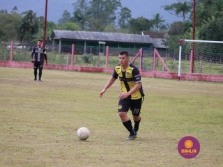 
<a style='margin-left: 5px;' class='btn btn-xs btn-social btn-facebook' href='https://www.facebook.com/sharer/sharer.php?u=https://www.boladovale.com.br/imgs/800-800-90/conteudo/fotos/1462/img8476.jpg' rel='popup' data-width='500' data-height='400'><i class='fa fa-facebook'></i>Compartilhar <span class='hidden-xs'>no Facebook</span>
</a> 
<a class='btn btn-default btn-xs' target='_blank' href='imgs/800-800-90/conteudo/fotos/1462/img8476.jpg'>
<span class='glyphicon glyphicon-cloud-download'></span> Salvar
</a> 
<span></span>