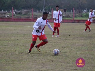 
<a style='margin-left: 5px;' class='btn btn-xs btn-social btn-facebook' href='https://www.facebook.com/sharer/sharer.php?u=https://www.boladovale.com.br/imgs/800-800-90/conteudo/fotos/1462/img8546.jpg' rel='popup' data-width='500' data-height='400'><i class='fa fa-facebook'></i>Compartilhar <span class='hidden-xs'>no Facebook</span>
</a> 
<a class='btn btn-default btn-xs' target='_blank' href='imgs/800-800-90/conteudo/fotos/1462/img8546.jpg'>
<span class='glyphicon glyphicon-cloud-download'></span> Salvar
</a> 
<span></span>