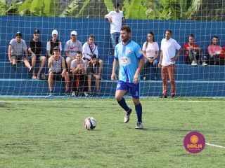 
<a style='margin-left: 5px;' class='btn btn-xs btn-social btn-facebook' href='https://www.facebook.com/sharer/sharer.php?u=https://www.boladovale.com.br/imgs/800-800-90/conteudo/fotos/1463/img9808.jpg' rel='popup' data-width='500' data-height='400'><i class='fa fa-facebook'></i>Compartilhar <span class='hidden-xs'>no Facebook</span>
</a> 
<a class='btn btn-default btn-xs' target='_blank' href='imgs/800-800-90/conteudo/fotos/1463/img9808.jpg'>
<span class='glyphicon glyphicon-cloud-download'></span> Salvar
</a> 
<span></span>