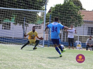 
<a style='margin-left: 5px;' class='btn btn-xs btn-social btn-facebook' href='https://www.facebook.com/sharer/sharer.php?u=https://www.boladovale.com.br/imgs/800-800-90/conteudo/fotos/1463/img9867.jpg' rel='popup' data-width='500' data-height='400'><i class='fa fa-facebook'></i>Compartilhar <span class='hidden-xs'>no Facebook</span>
</a> 
<a class='btn btn-default btn-xs' target='_blank' href='imgs/800-800-90/conteudo/fotos/1463/img9867.jpg'>
<span class='glyphicon glyphicon-cloud-download'></span> Salvar
</a> 
<span></span>