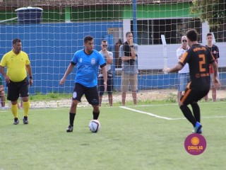 
<a style='margin-left: 5px;' class='btn btn-xs btn-social btn-facebook' href='https://www.facebook.com/sharer/sharer.php?u=https://www.boladovale.com.br/imgs/800-800-90/conteudo/fotos/1464/1-15.jpg' rel='popup' data-width='500' data-height='400'><i class='fa fa-facebook'></i>Compartilhar <span class='hidden-xs'>no Facebook</span>
</a> 
<a class='btn btn-default btn-xs' target='_blank' href='imgs/800-800-90/conteudo/fotos/1464/1-15.jpg'>
<span class='glyphicon glyphicon-cloud-download'></span> Salvar
</a> 
<span></span>