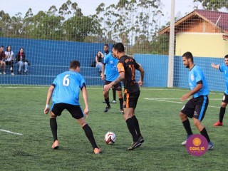 
<a style='margin-left: 5px;' class='btn btn-xs btn-social btn-facebook' href='https://www.facebook.com/sharer/sharer.php?u=https://www.boladovale.com.br/imgs/800-800-90/conteudo/fotos/1464/img0005.jpg' rel='popup' data-width='500' data-height='400'><i class='fa fa-facebook'></i>Compartilhar <span class='hidden-xs'>no Facebook</span>
</a> 
<a class='btn btn-default btn-xs' target='_blank' href='imgs/800-800-90/conteudo/fotos/1464/img0005.jpg'>
<span class='glyphicon glyphicon-cloud-download'></span> Salvar
</a> 
<span></span>