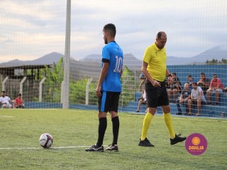 
<a style='margin-left: 5px;' class='btn btn-xs btn-social btn-facebook' href='https://www.facebook.com/sharer/sharer.php?u=https://www.boladovale.com.br/imgs/800-800-90/conteudo/fotos/1464/img0034.jpg' rel='popup' data-width='500' data-height='400'><i class='fa fa-facebook'></i>Compartilhar <span class='hidden-xs'>no Facebook</span>
</a> 
<a class='btn btn-default btn-xs' target='_blank' href='imgs/800-800-90/conteudo/fotos/1464/img0034.jpg'>
<span class='glyphicon glyphicon-cloud-download'></span> Salvar
</a> 
<span></span>