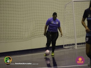 
<a style='margin-left: 5px;' class='btn btn-xs btn-social btn-facebook' href='https://www.facebook.com/sharer/sharer.php?u=https://www.boladovale.com.br/imgs/800-800-90/conteudo/fotos/1465/img0969.jpg' rel='popup' data-width='500' data-height='400'><i class='fa fa-facebook'></i>Compartilhar <span class='hidden-xs'>no Facebook</span>
</a> 
<a class='btn btn-default btn-xs' target='_blank' href='imgs/800-800-90/conteudo/fotos/1465/img0969.jpg'>
<span class='glyphicon glyphicon-cloud-download'></span> Salvar
</a> 
<span></span>