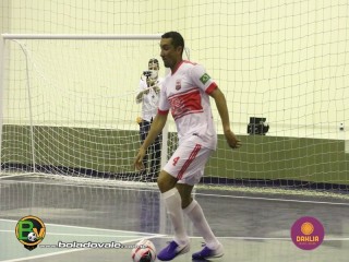 
<a style='margin-left: 5px;' class='btn btn-xs btn-social btn-facebook' href='https://www.facebook.com/sharer/sharer.php?u=https://www.boladovale.com.br/imgs/800-800-90/conteudo/fotos/1466/img1180.jpg' rel='popup' data-width='500' data-height='400'><i class='fa fa-facebook'></i>Compartilhar <span class='hidden-xs'>no Facebook</span>
</a> 
<a class='btn btn-default btn-xs' target='_blank' href='imgs/800-800-90/conteudo/fotos/1466/img1180.jpg'>
<span class='glyphicon glyphicon-cloud-download'></span> Salvar
</a> 
<span></span>