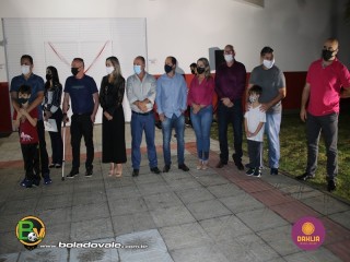 
<a style='margin-left: 5px;' class='btn btn-xs btn-social btn-facebook' href='https://www.facebook.com/sharer/sharer.php?u=https://www.boladovale.com.br/imgs/800-800-90/conteudo/fotos/1467/img0893.jpg' rel='popup' data-width='500' data-height='400'><i class='fa fa-facebook'></i>Compartilhar <span class='hidden-xs'>no Facebook</span>
</a> 
<a class='btn btn-default btn-xs' target='_blank' href='imgs/800-800-90/conteudo/fotos/1467/img0893.jpg'>
<span class='glyphicon glyphicon-cloud-download'></span> Salvar
</a> 
<span></span>