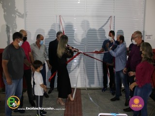 
<a style='margin-left: 5px;' class='btn btn-xs btn-social btn-facebook' href='https://www.facebook.com/sharer/sharer.php?u=https://www.boladovale.com.br/imgs/800-800-90/conteudo/fotos/1467/img0936.jpg' rel='popup' data-width='500' data-height='400'><i class='fa fa-facebook'></i>Compartilhar <span class='hidden-xs'>no Facebook</span>
</a> 
<a class='btn btn-default btn-xs' target='_blank' href='imgs/800-800-90/conteudo/fotos/1467/img0936.jpg'>
<span class='glyphicon glyphicon-cloud-download'></span> Salvar
</a> 
<span></span>